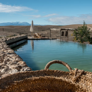 bassin Piscine ecolodge desert Agafay Maroc